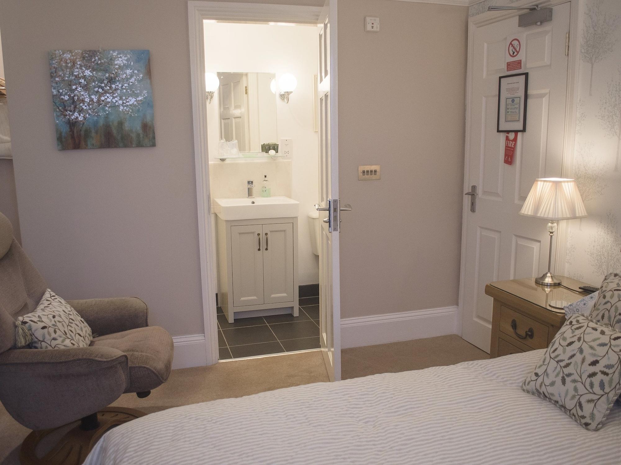 Birchleigh Guest House Grange-over-Sands Εξωτερικό φωτογραφία
