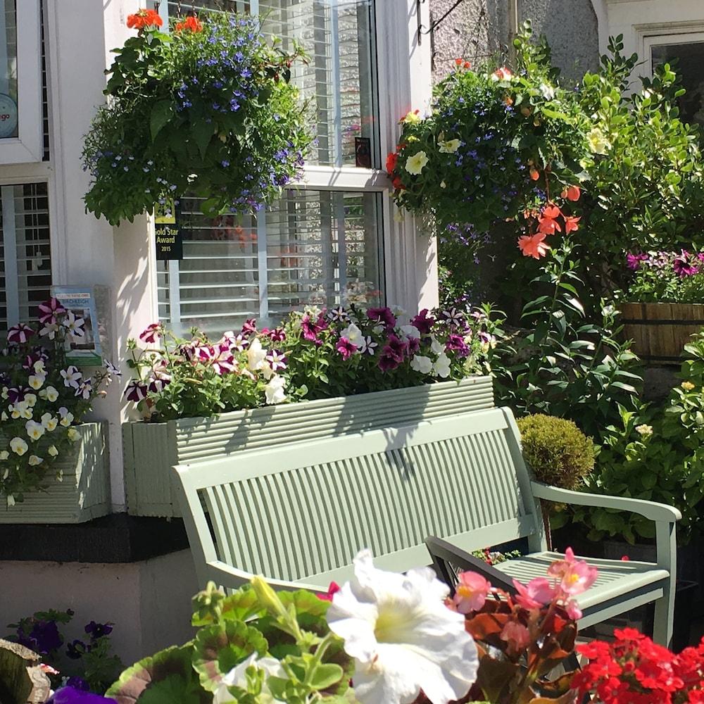 Birchleigh Guest House Grange-over-Sands Εξωτερικό φωτογραφία