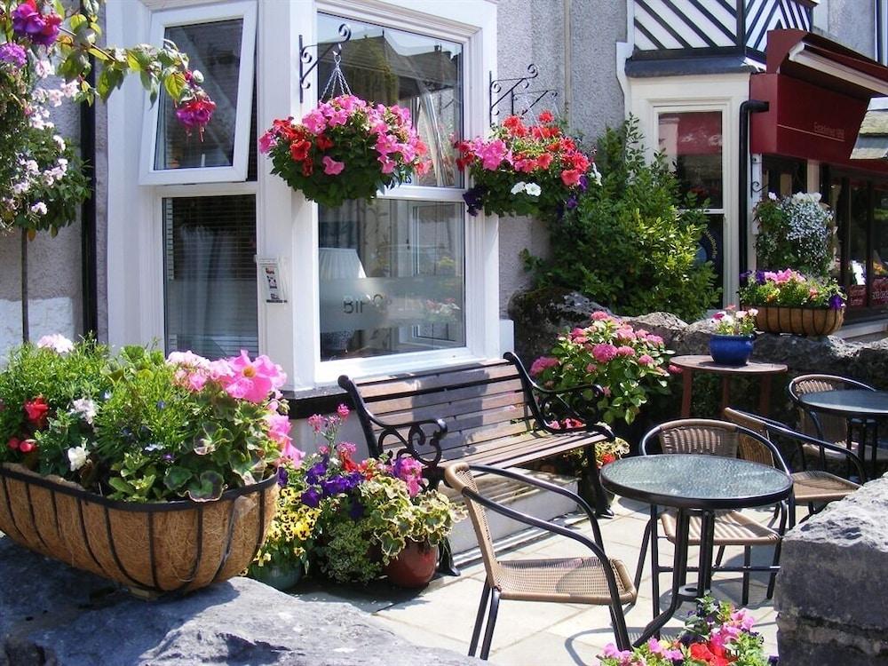 Birchleigh Guest House Grange-over-Sands Εξωτερικό φωτογραφία