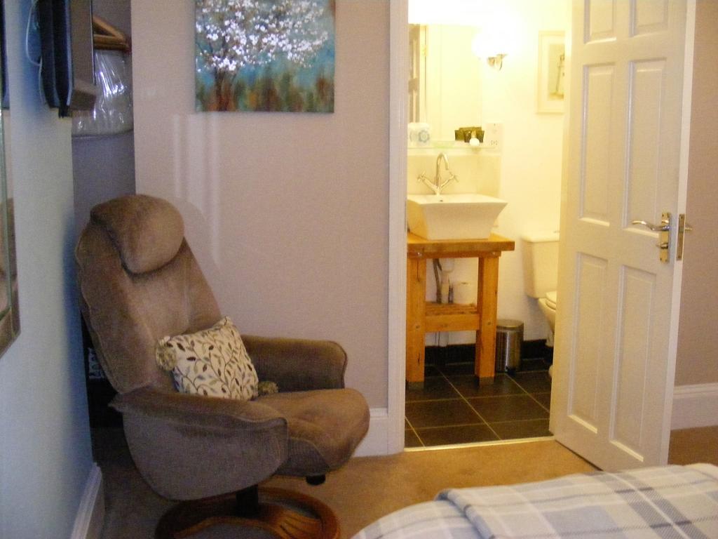 Birchleigh Guest House Grange-over-Sands Εξωτερικό φωτογραφία