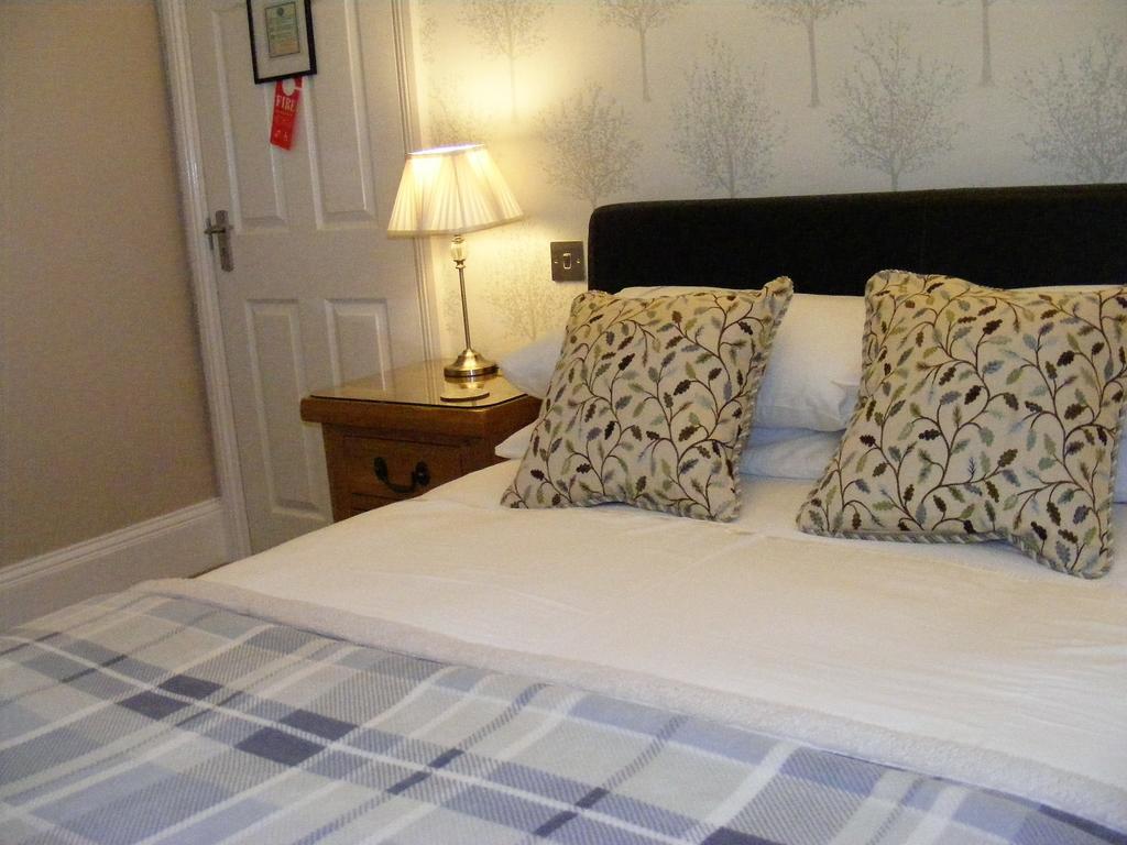 Birchleigh Guest House Grange-over-Sands Εξωτερικό φωτογραφία