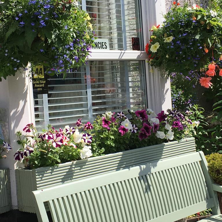 Birchleigh Guest House Grange-over-Sands Εξωτερικό φωτογραφία